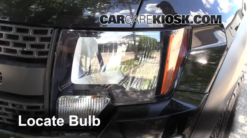 2010 Ford F-150 SVT Raptor 6.2L V8 Lights Highbeam (replace bulb)